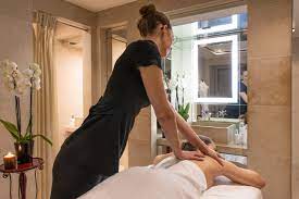 Top Massage Spots to Unwind Near Your Hotel During a Business Trip