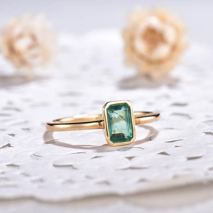 Discover the Royal-Inspired Beauty of the Lily Arkwright Diana Yellow Gold Ring